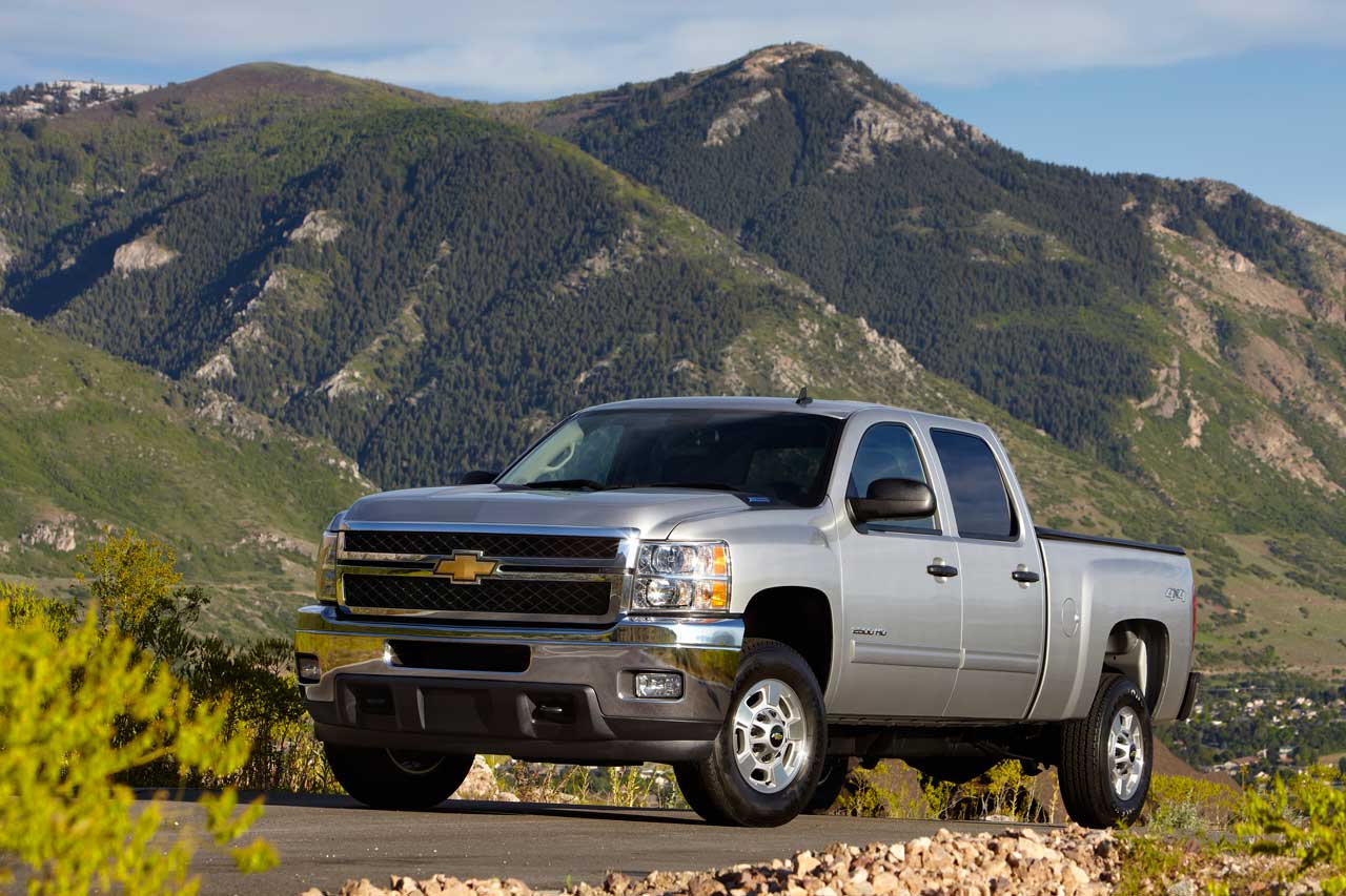 2012 Chevrolet Silverado front 3/4
