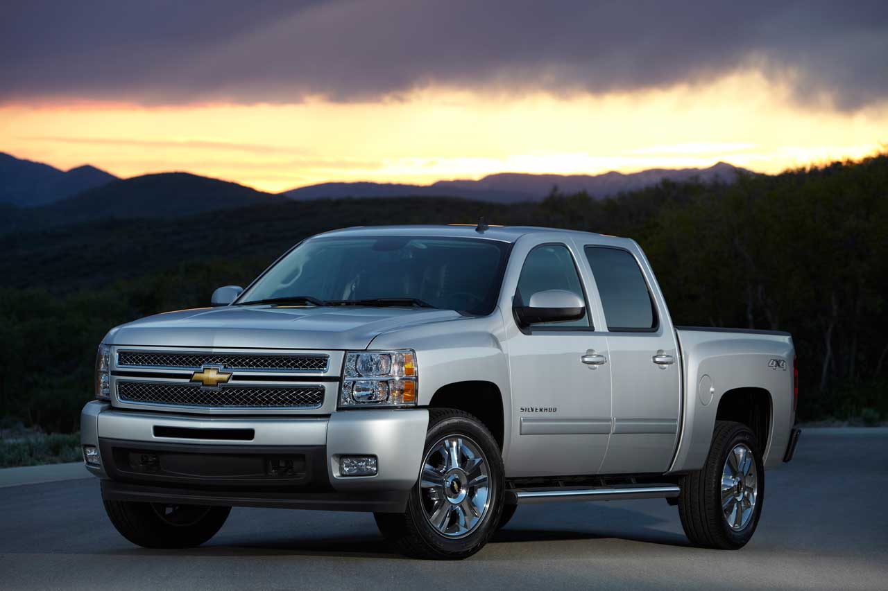2012 Chevrolet Silverado front 3/4
