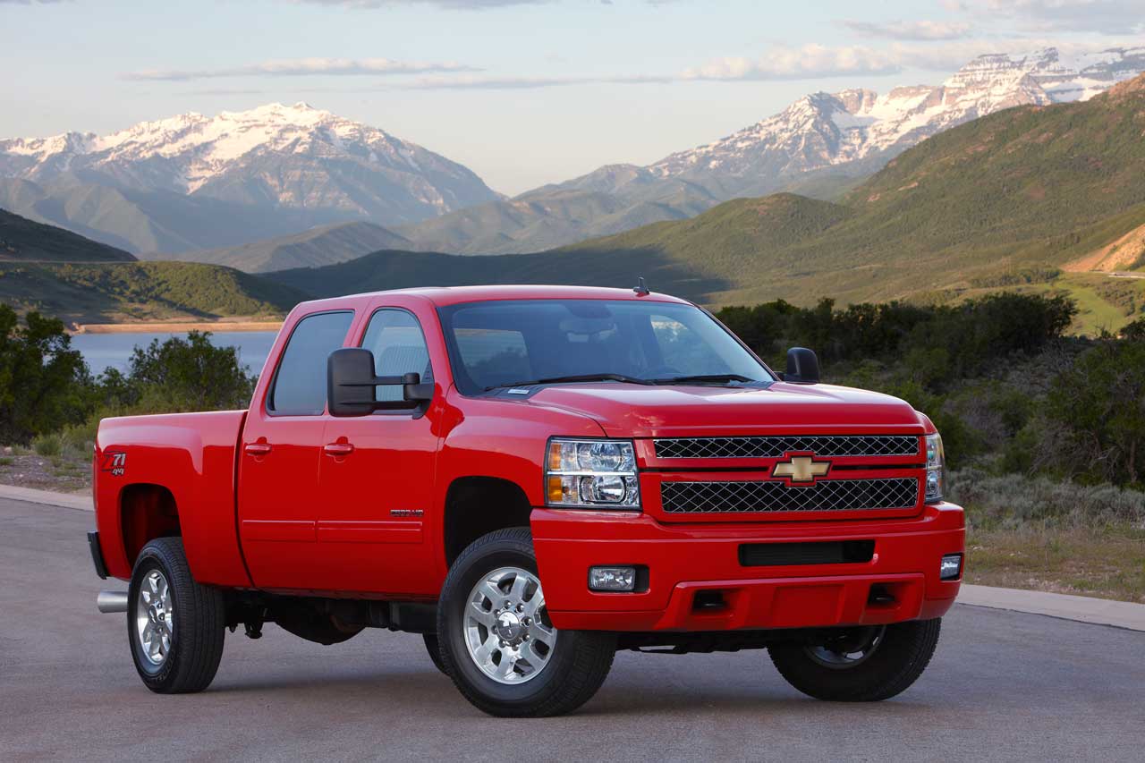 2012 Chevrolet Silverado front 3/4