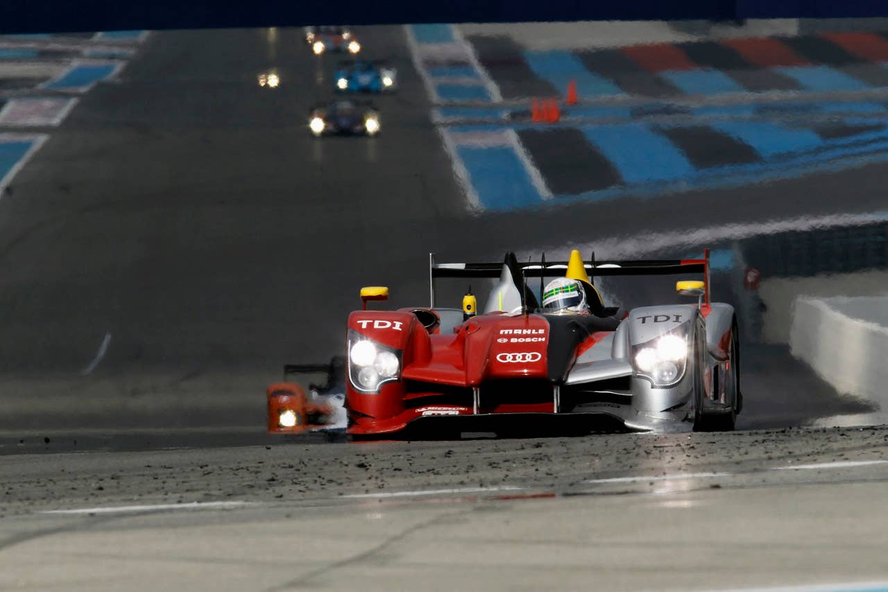 Le Mans Series - 8h Le Castellet (F) 2010 Allan McNish(GB) Audi R15 TDI #3 (Audi Sport Team Joest)