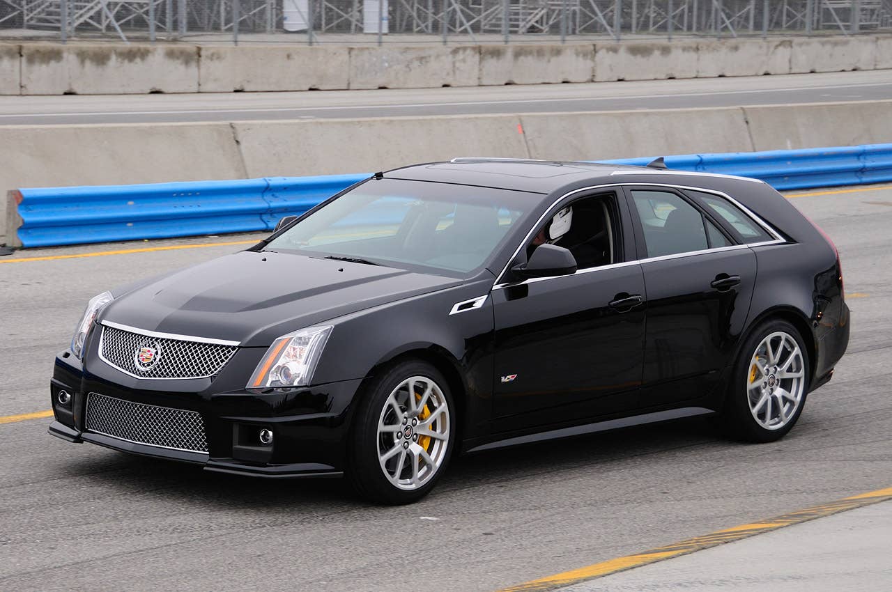 2011 Cadillac CTS-V Wagon at Laguna Seca