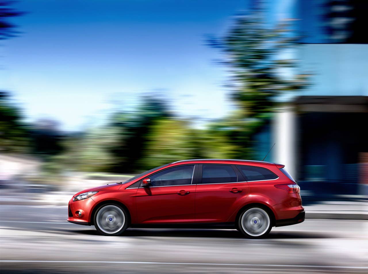 Cologne, March 2, 2010 - Next Generation Ford Focus: Ford's next-generation Focus makes its European debut at the 2010 Geneva Motor Show on March 2, just weeks after a global unveiling at the North American International Auto Show in January. This will be the first chance for European customers to see the car that spearheads Ford's next generation of global C-platform models. (03/02/2010)