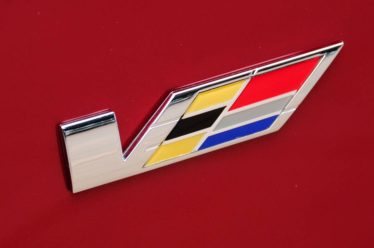 2011 Cadillac CTS-V Wagon badge