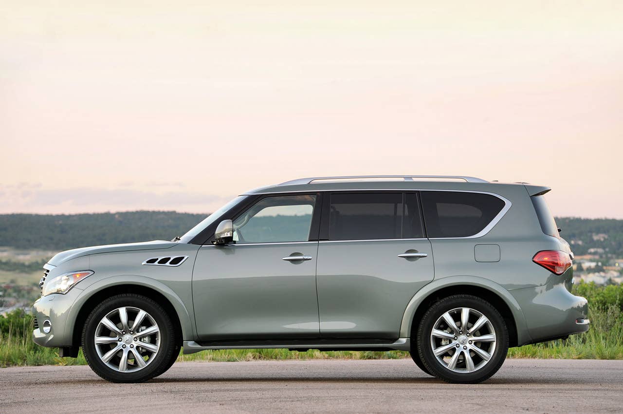 2012 Infiniti QX56 side view