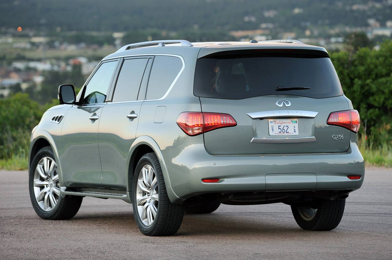2012 Infiniti QX56 rear 3/4 view