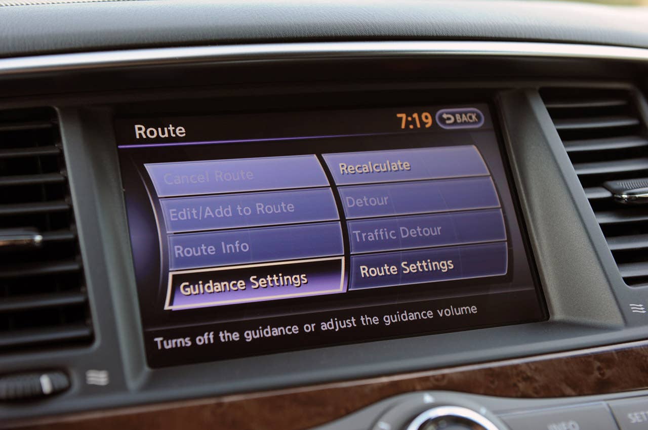 2012 Infiniti QX56 navigation system