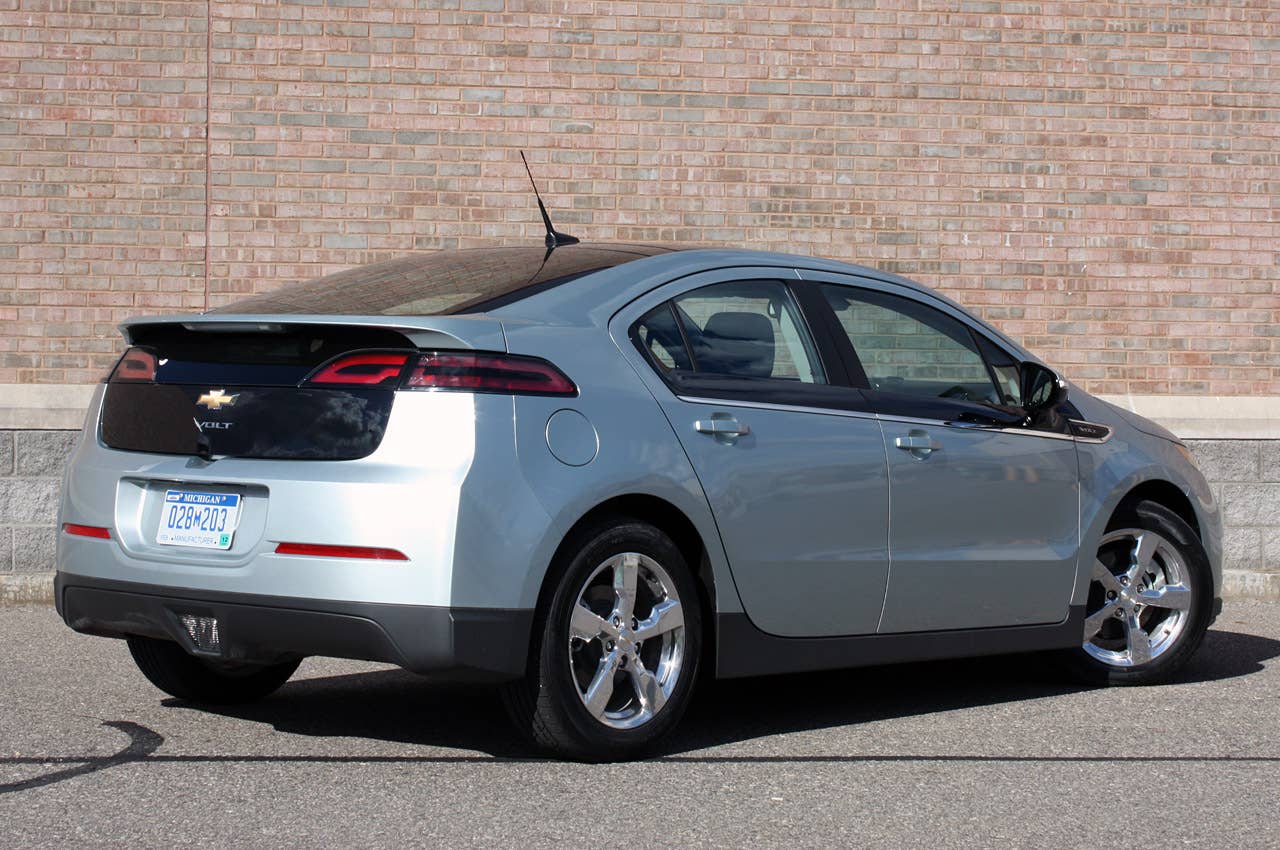 2011 Chevrolet Volt rear 3/4