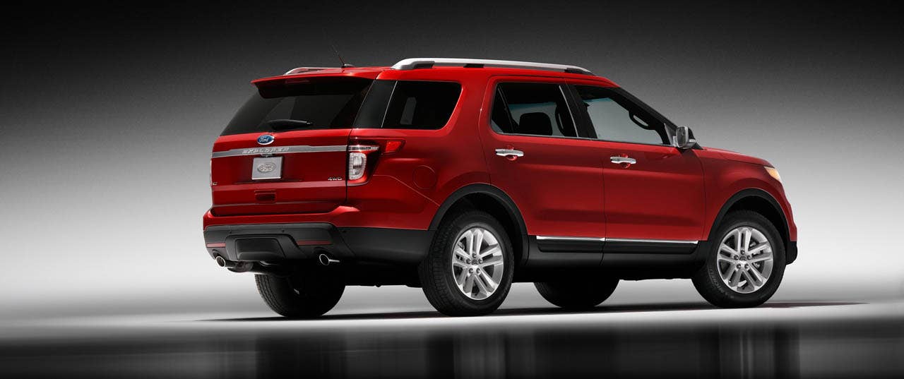 2011 Ford Explorer: All models include standard dual chrome exhaust tips.  (07/26/2010)