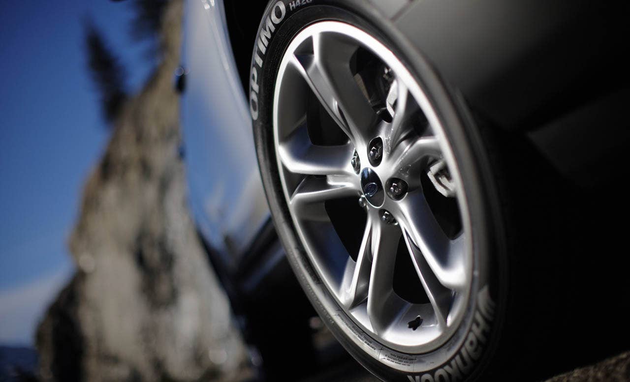 2011 Ford Explorer: Explorer Limited models feature standard 20-inch painted aluminum wheels. (07/26/2010)