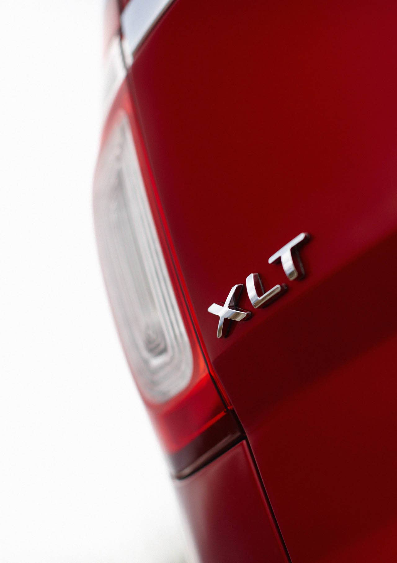 2011 Ford Explorer: Explorer XLT models offer impressive feature content. (07/26/2010)
