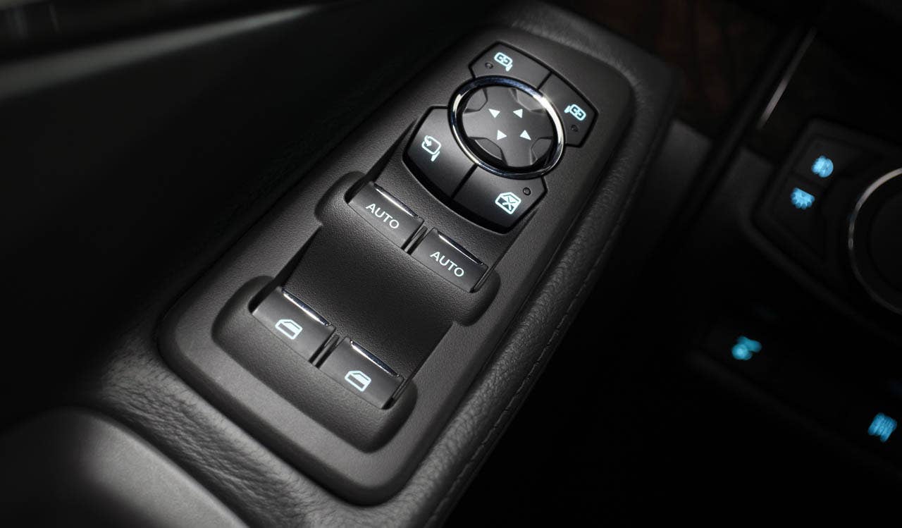 2011 Ford Explorer: Explorer features new Ford global DNA switchgear. (07/26/2010)