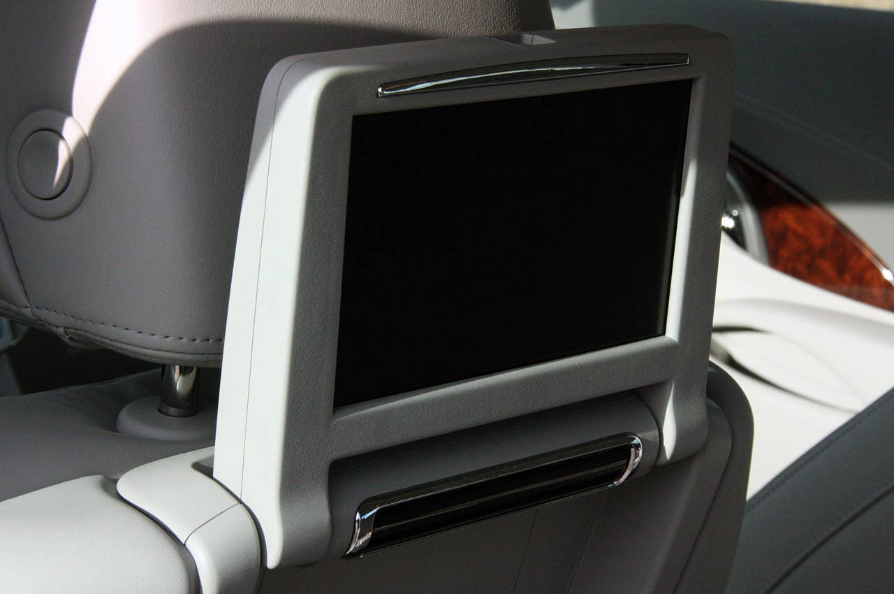 2012 Buick LaCrosse eAssist rear television screen