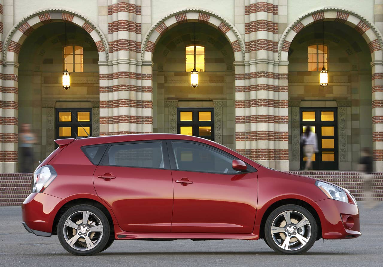 2010 Pontiac Vibe GT.  X10PN_VB004  (United States)