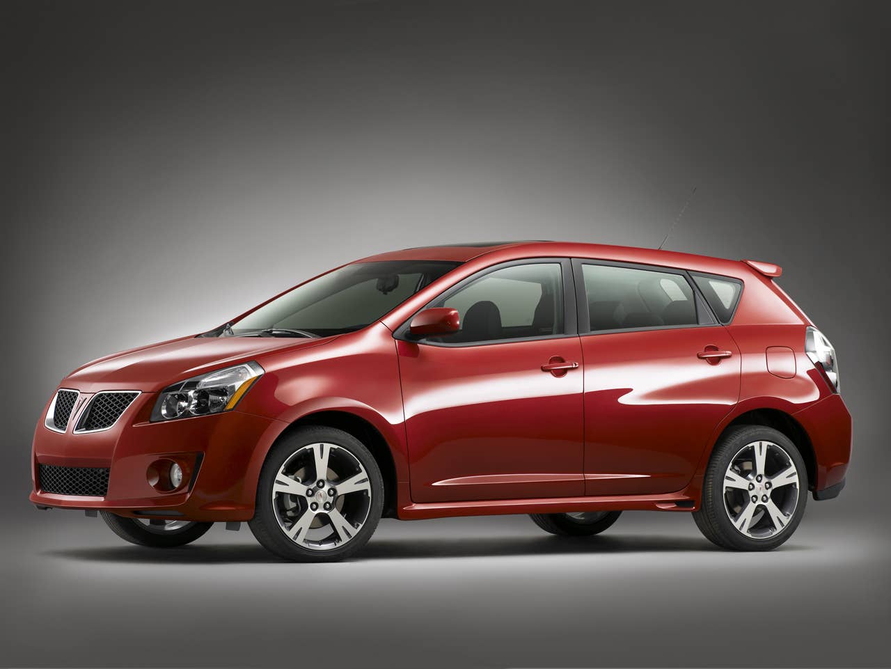 2010 Pontiac Vibe GT.  X10PN_VB001  (United States)