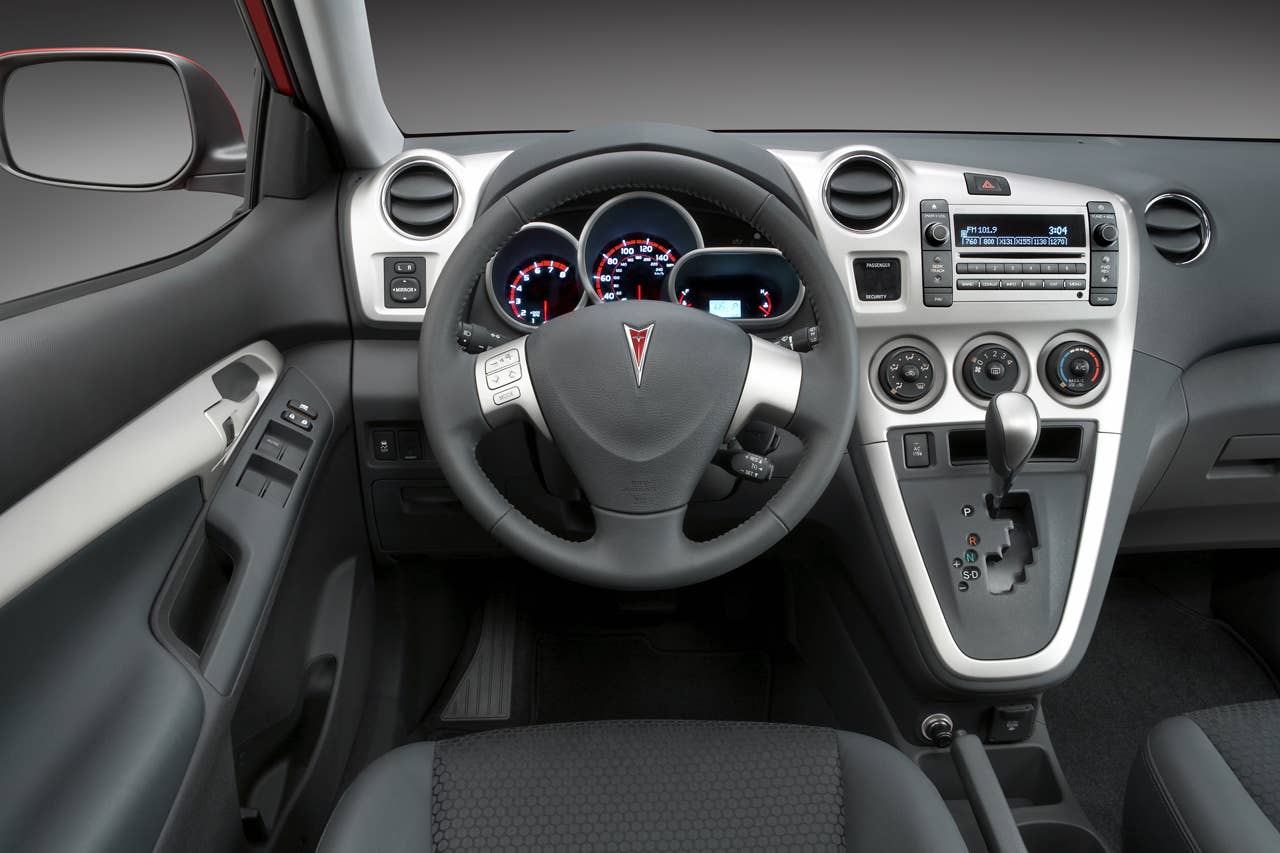 2010 Pontiac Vibe GT.  X10PN_VB005  (United States)