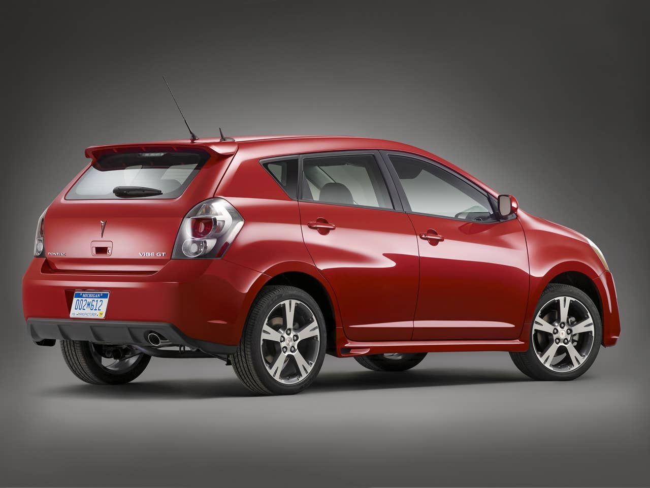 2010 Pontiac Vibe GT.  X10PN_VB002  (United States)