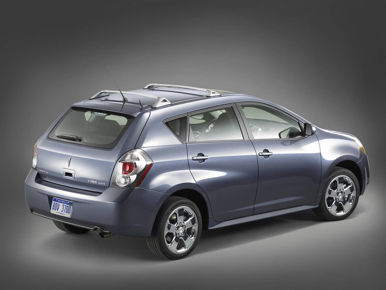 2010 Pontiac Vibe AWD.  X10PN_VB011  (United States)