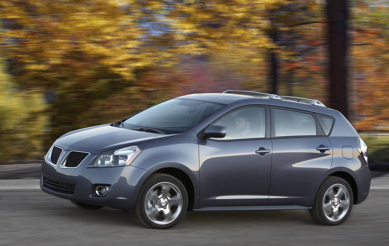 2010 Pontiac Vibe AWD.  X10PN_VB012  (United States)