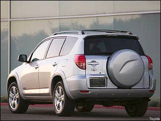 Pricing:MSRP: $20,950- Get a Free Price Quote- Talk About It: Autos ForumsMore Photo GalleriesHonda CR-VLexus RX-350Mazda CX-7