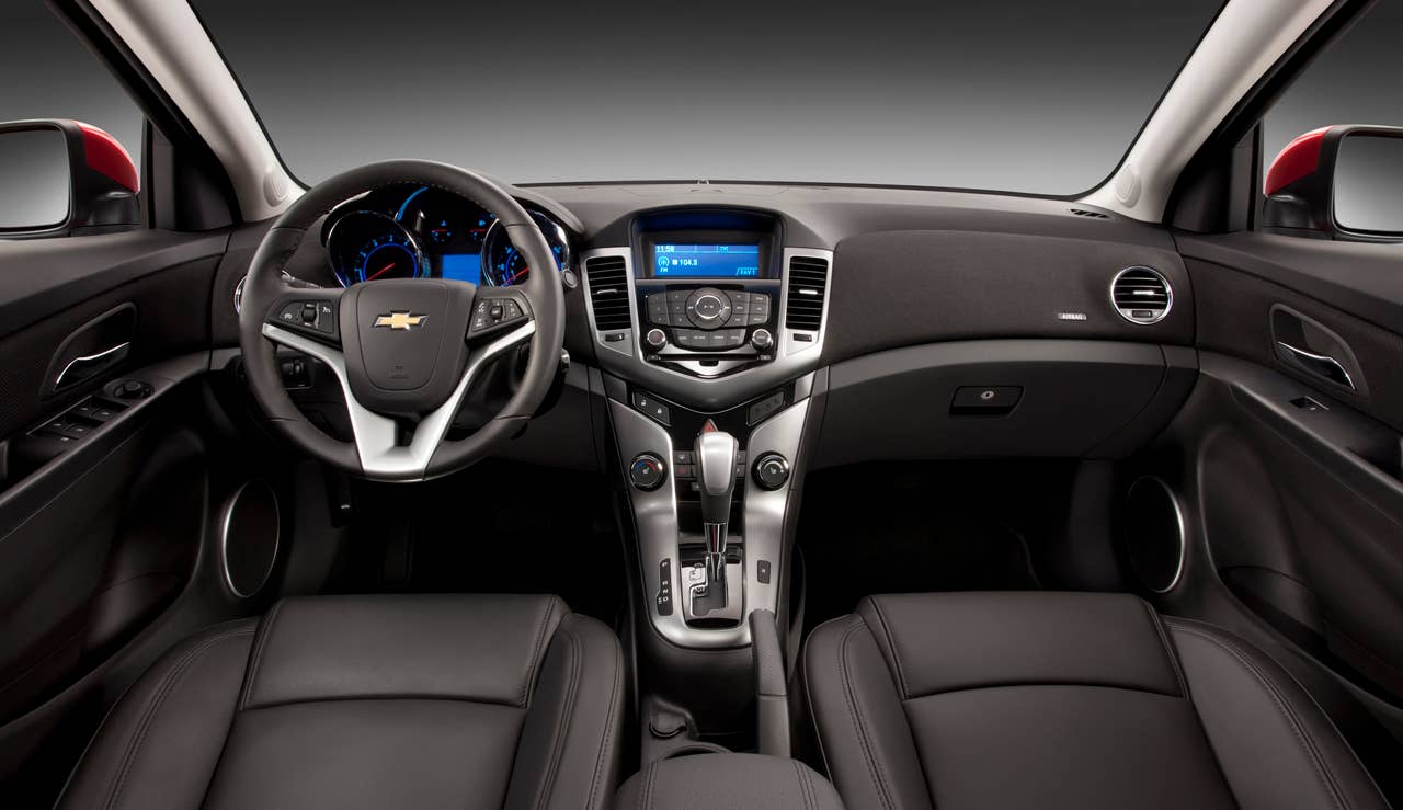 2011 Chevrolet Cruze RS. X11CH_CZ052 (03/29/2010)