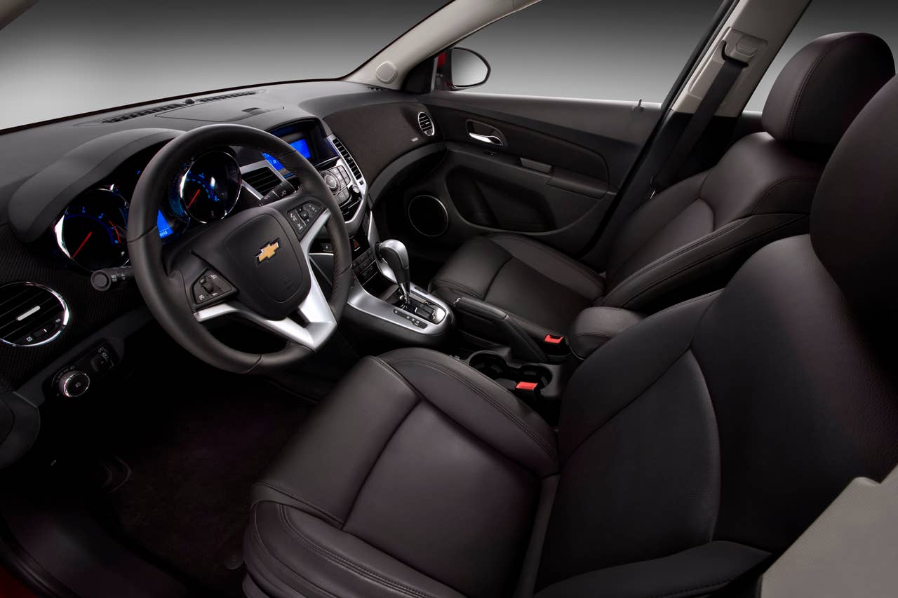 2011 Chevrolet Cruze RS. X11CH_CZ053 (03/29/2010)