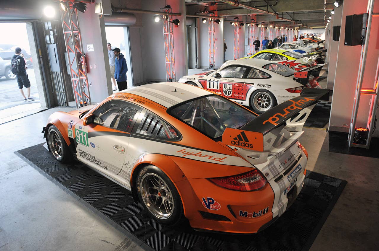 2011 Porsche 911 GT3 R Hybrid 2.0