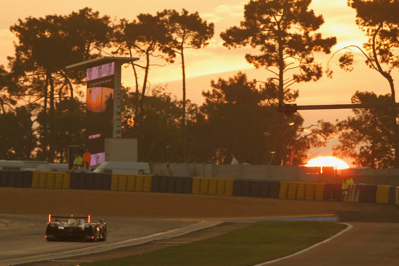 24h Rennen - Le Mans 2010 Audi R15 TDI #7 (Audi Sport Team Joest) Dindo Capello, Tom Kristensen, Allan McNish