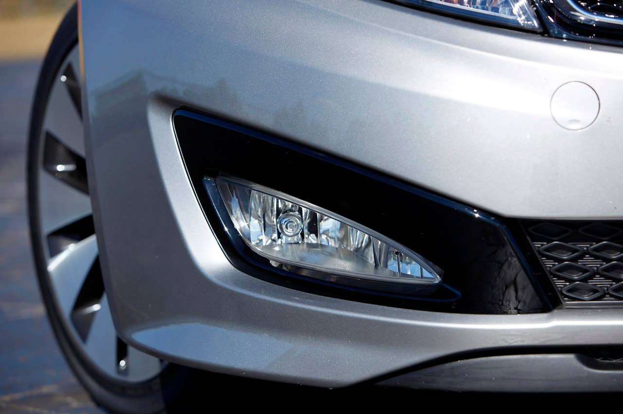 2011 Kia Optima 2.0T front fascia