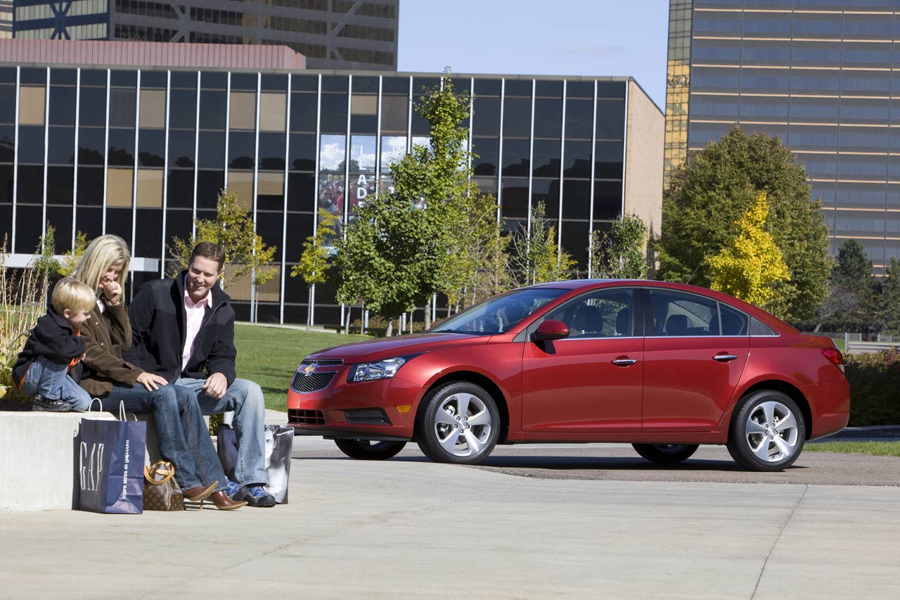 2011 Chevrolet Cruze. X11CH_CZ018