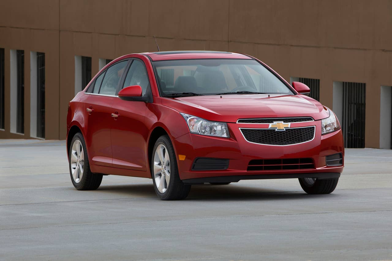 2011 Chevrolet Cruze. X11CH_CZ009