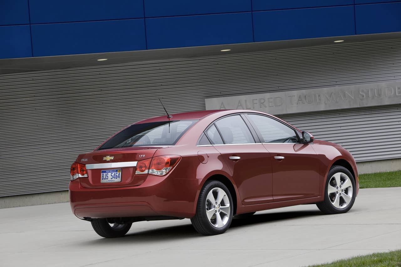 2011 Chevrolet Cruze. X11CH_CZ020