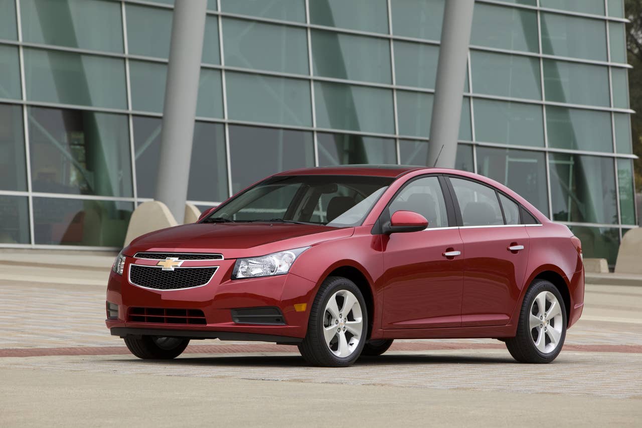 2011 Chevrolet Cruze. X11CH_CZ021