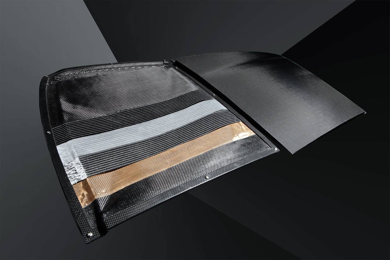 CFRP-Roof BMW M3: Fibre Layering  (06/2010)