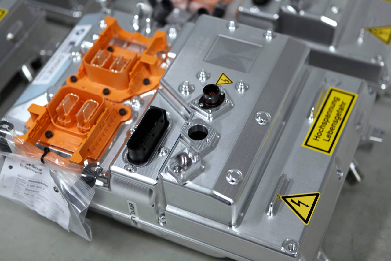BMW Group Development Electric Drivetrain: Power Electronics (06/2010)