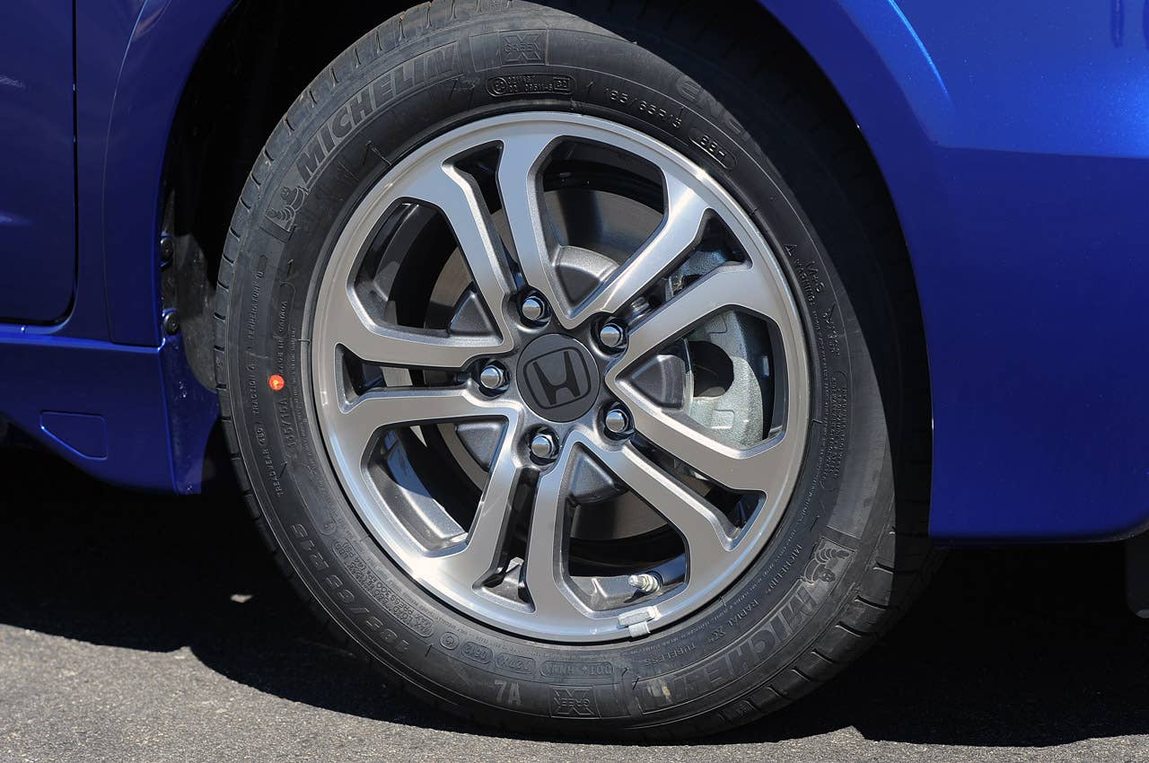 2013 Honda Fit EV wheel
