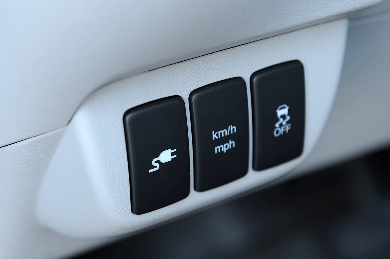 2013 Honda Fit EV charging port release button