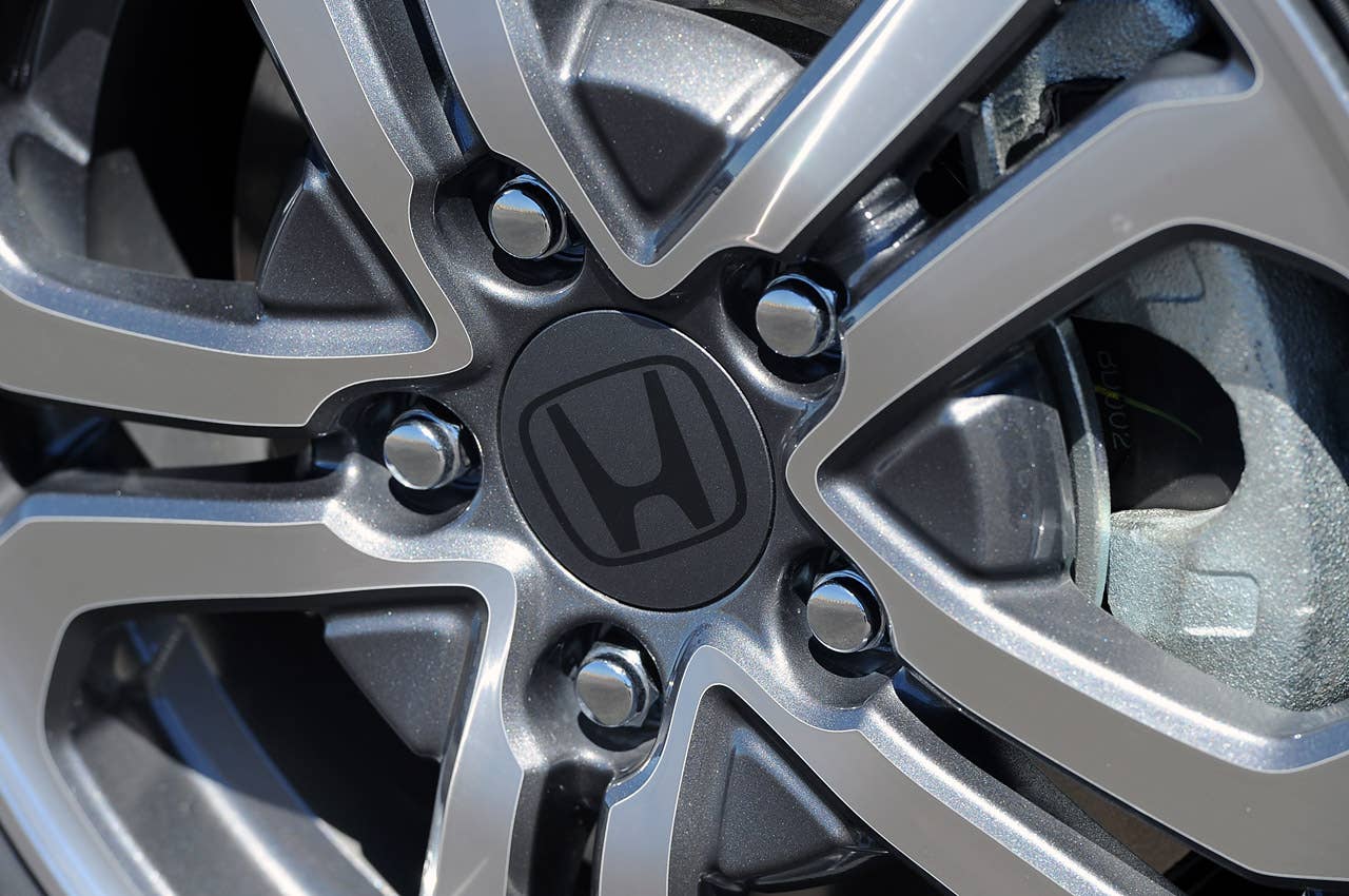 2013 Honda Fit EV wheel detail