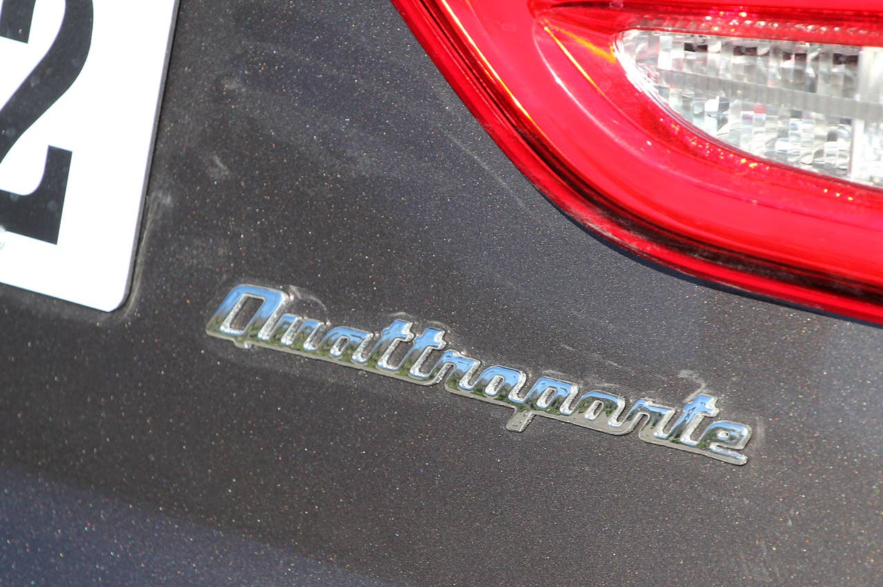 2014 Maserati Quattroporte badge