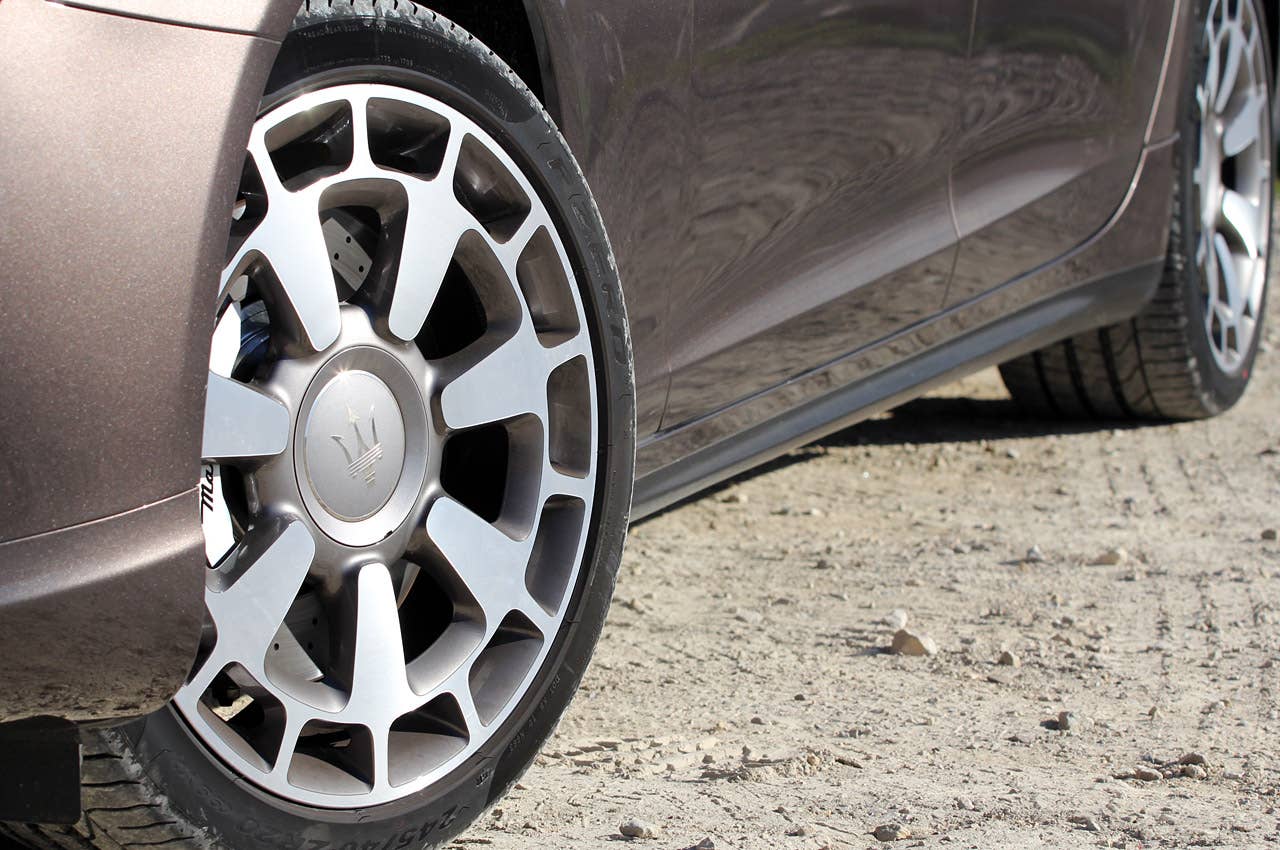 2014 Maserati Quattroporte wheel