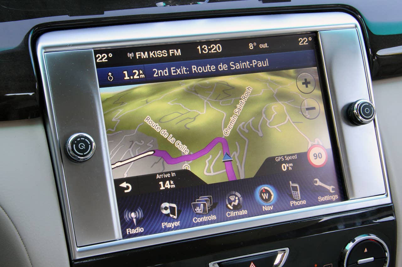 2014 Maserati Quattroporte infotainment system
