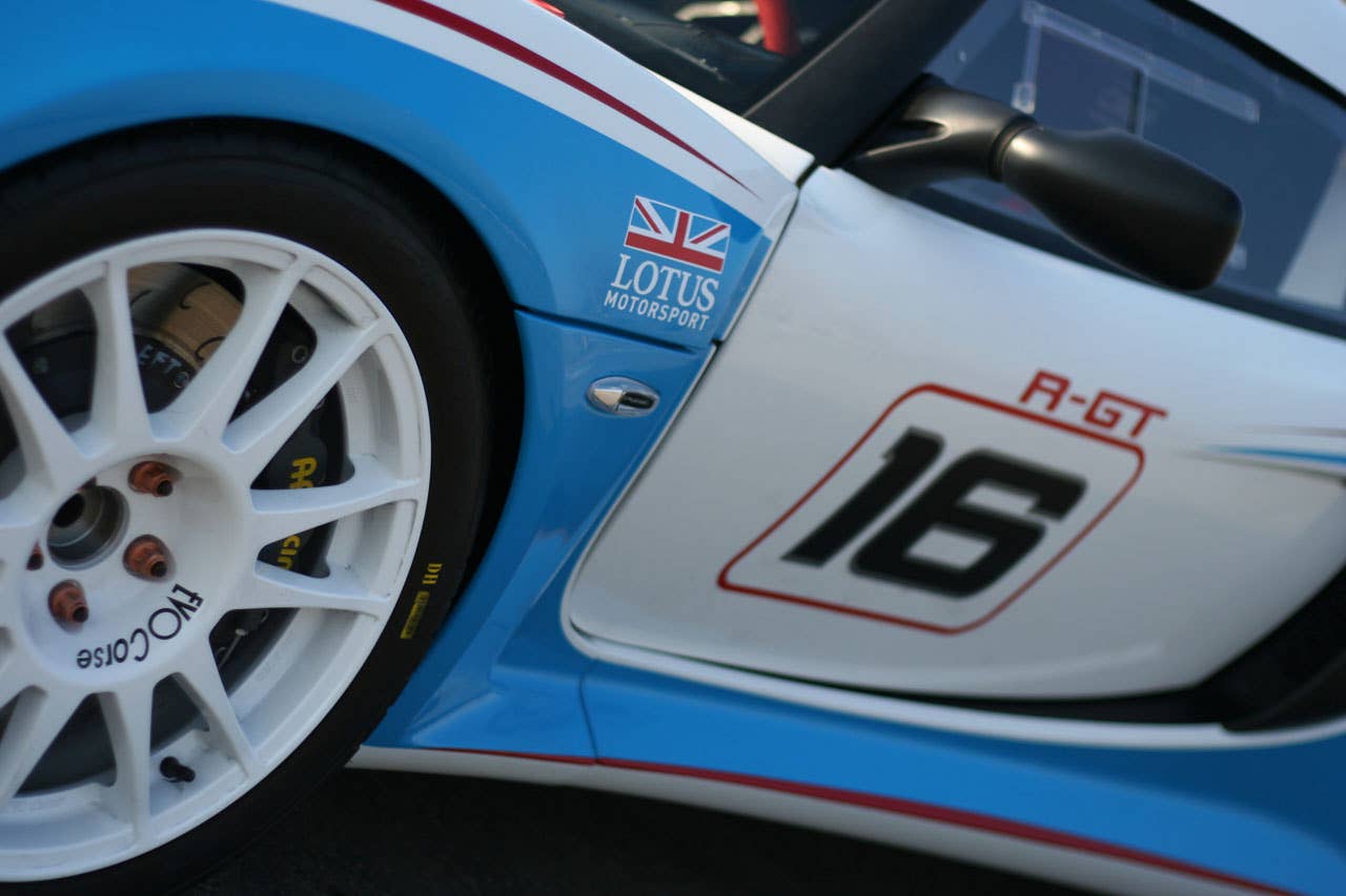 Lotus Exige R-GT Rally Car door