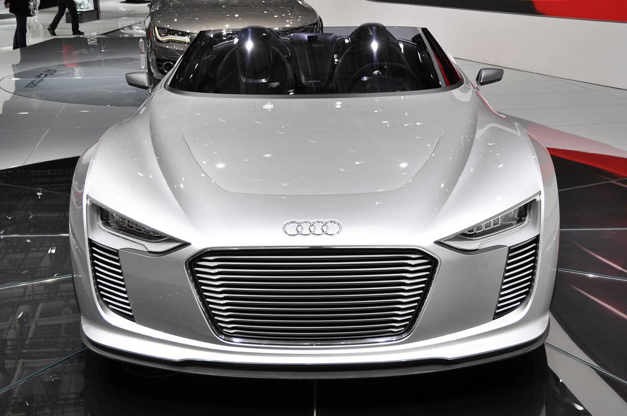 Paris 2010: Audi e-tron Spyder Concept
