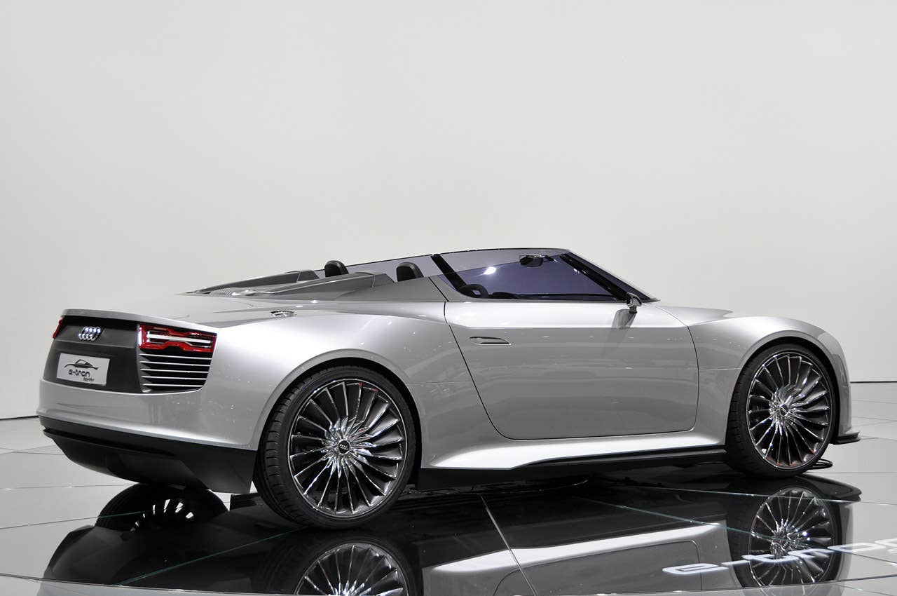 Paris 2010: Audi e-tron Spyder Concept