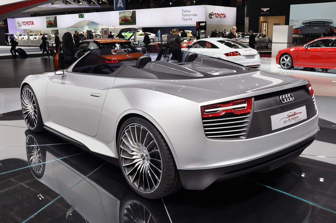 Paris 2010: Audi e-tron Spyder Concept