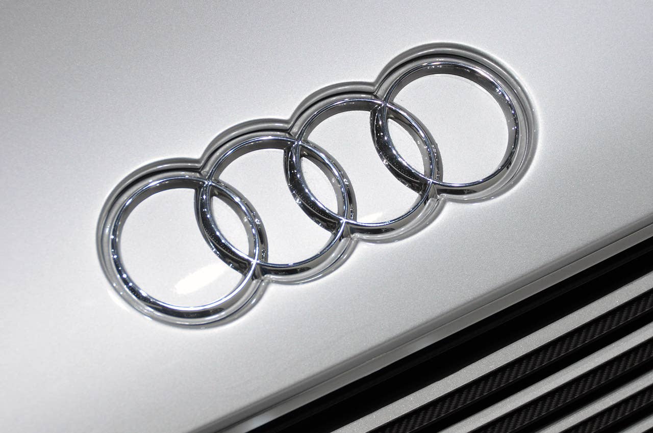 Paris 2010: Audi e-tron Spyder Concept