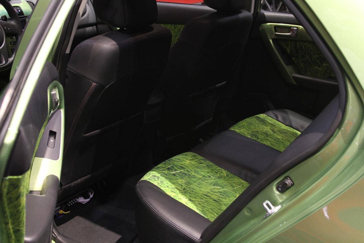 SEMA 2010: Kia Forte Hybrid Concept