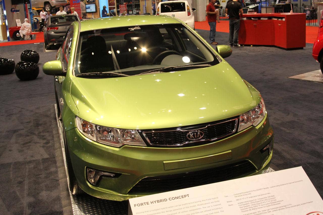SEMA 2010: Kia Forte Hybrid Concept