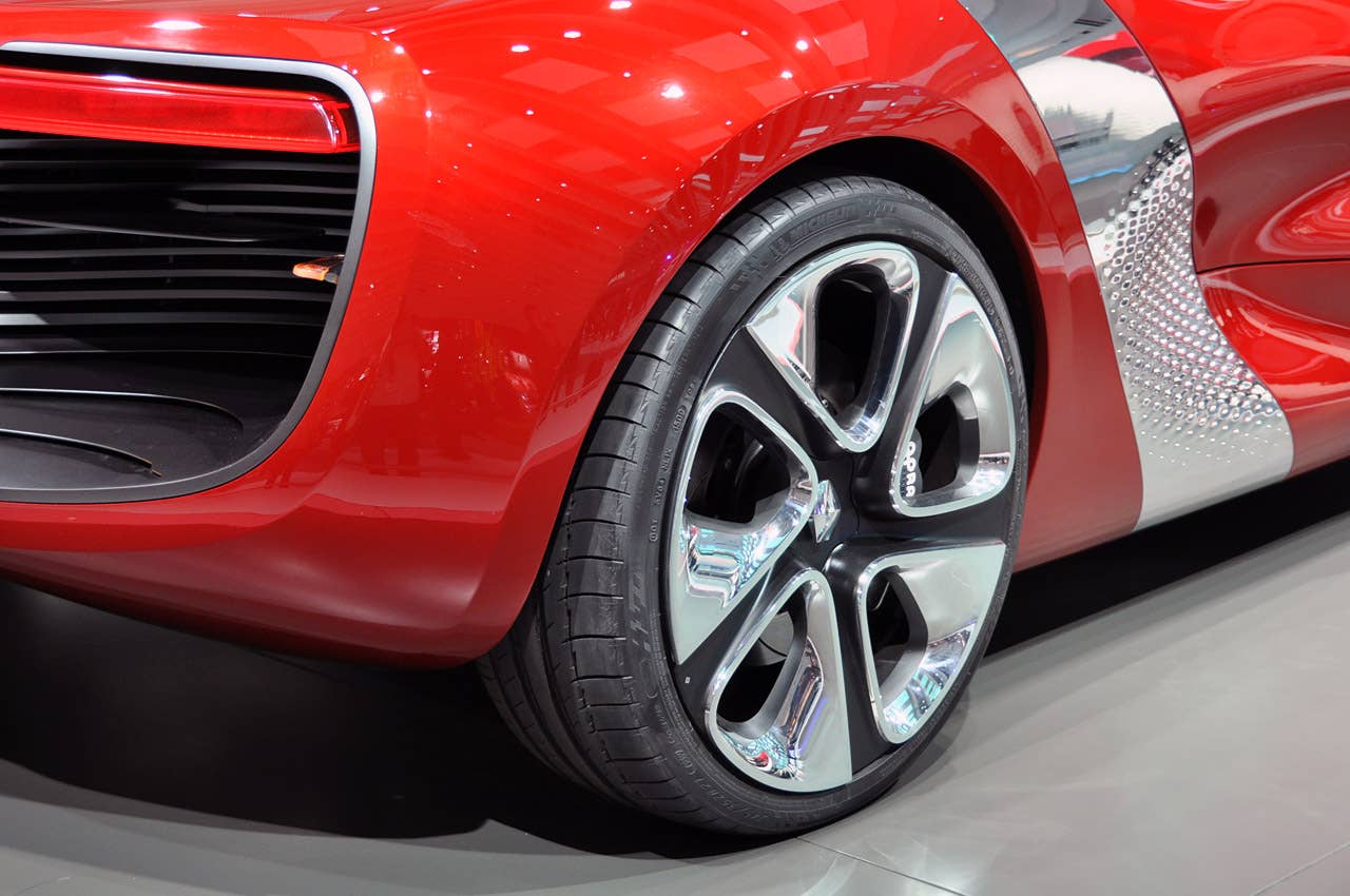 Paris 2010: Renault Dezir Concept