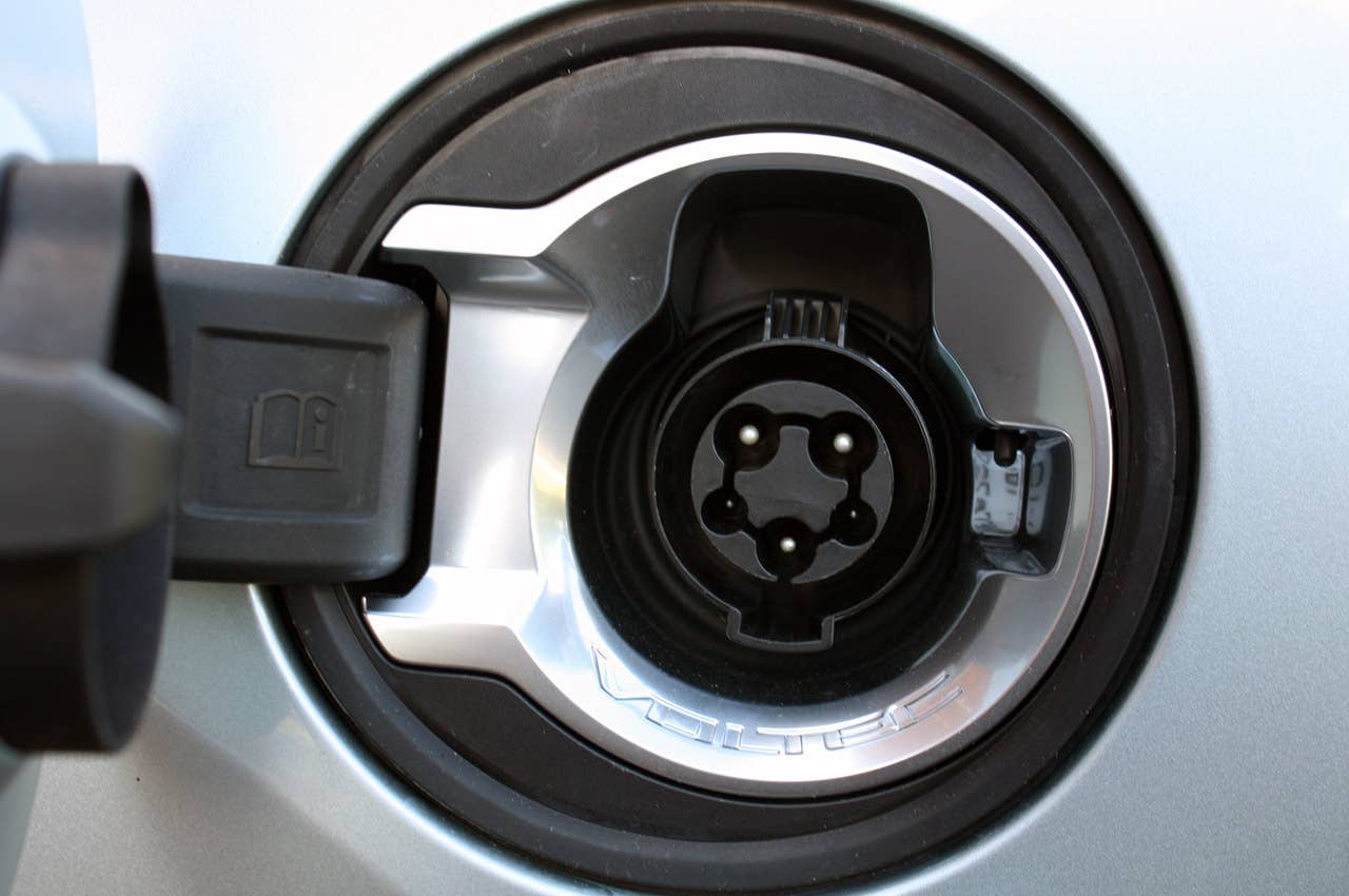 2011 Chevrolet Volt charging port