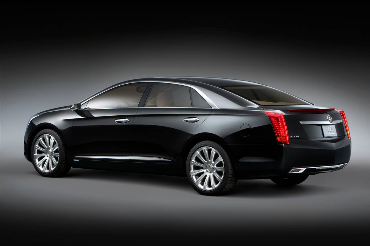 2010 Cadillac XTS Platinum Concept. X10CC_CA008